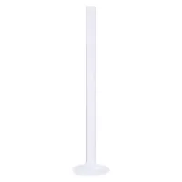 Transparenter PTFE Labret Stab mit flacher Basis auf weißem Hintergrund