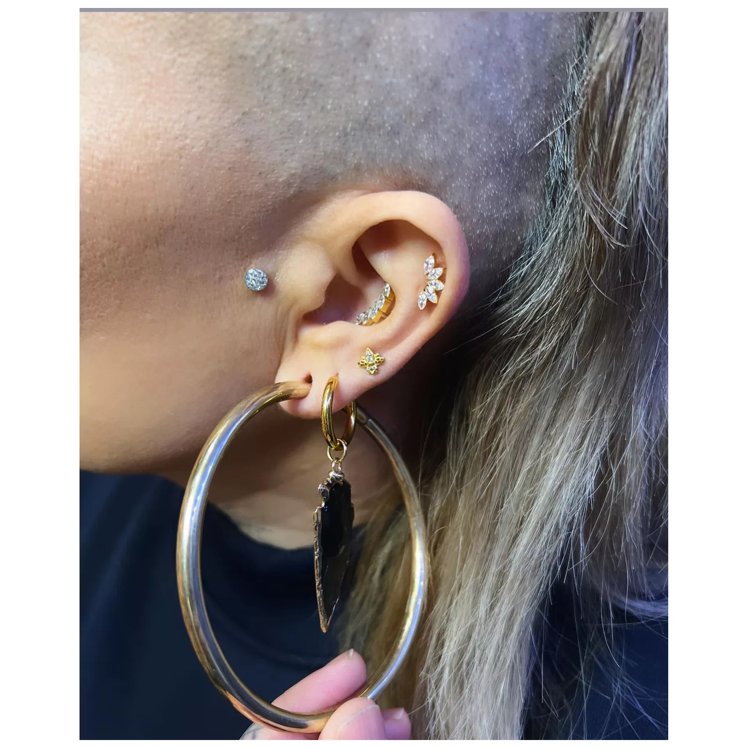 Ohr mit Marquise Aufsatz aus Chirurgenstahl, Kristall klar