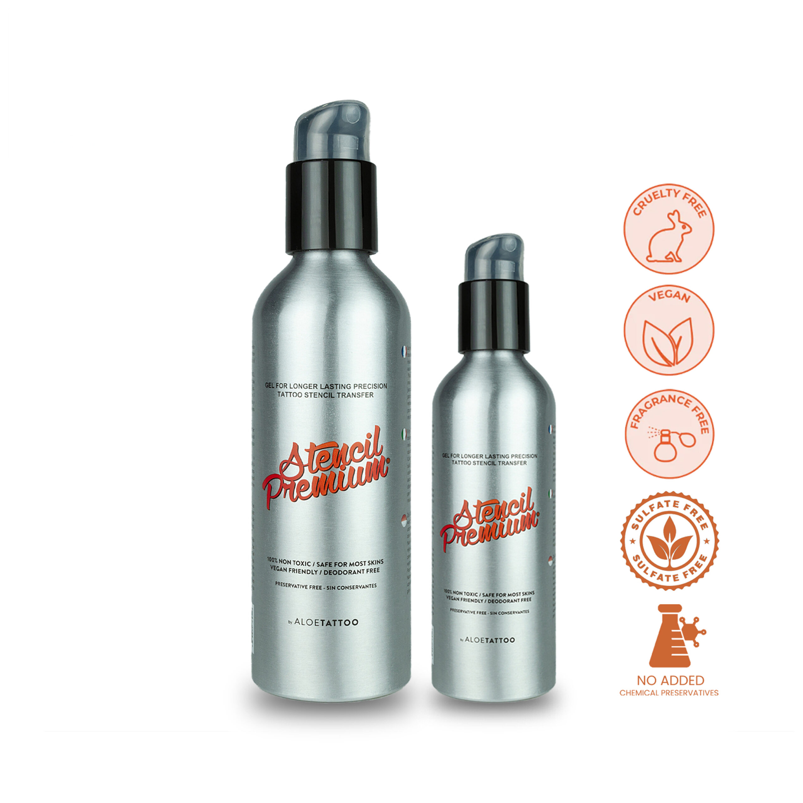 Zwei silberne Flaschen Aloe Tattoo Premium Gel auf weißem Hintergrund, mit veganen und tierversuchsfreien Symbolen
