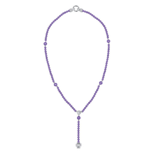 Graulila Kette aus Chirurgenstahl mit Anhänger auf weißem Hintergrund