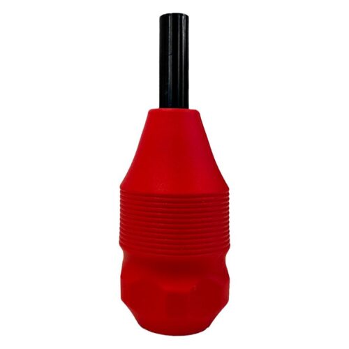 Roter 30mm Gripped Cartridge mit schwarzem Stift auf weißem Hintergrund