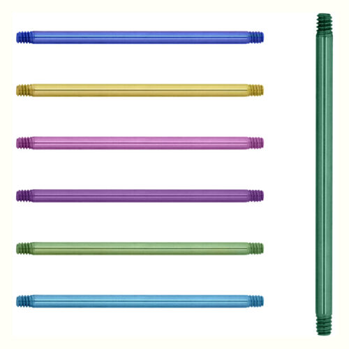 Sieben titanfarbene Gerade Stäbe in Lila, Hellgrün, Dunkelblau, Violett und Hellblau auf weißem Hintergrund