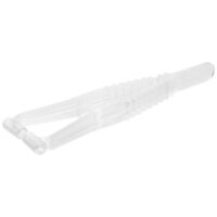 Transparente sterile Septum Piercingzange auf weißem Hintergrund