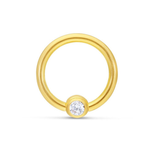 Goldener 18K Clip in Ring mit klarem Kristall auf weißem Hintergrund