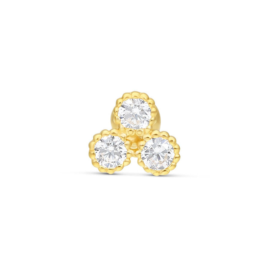 18K Gold Ohrbarbell mit drei Kristallen Goldener Ohrbarbell mit drei klaren Kristallen auf weißem Hintergrund