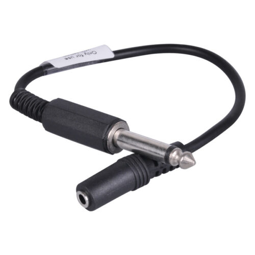 Schwarzer HAWK Plug 6.3 mm mit Kabel auf weißem Hintergrund