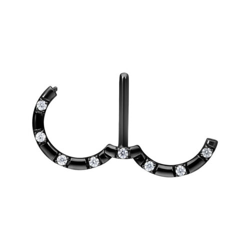Schwarzer Nipple Clicker aus Stahl mit klaren Kristallen auf weißem Hintergrund