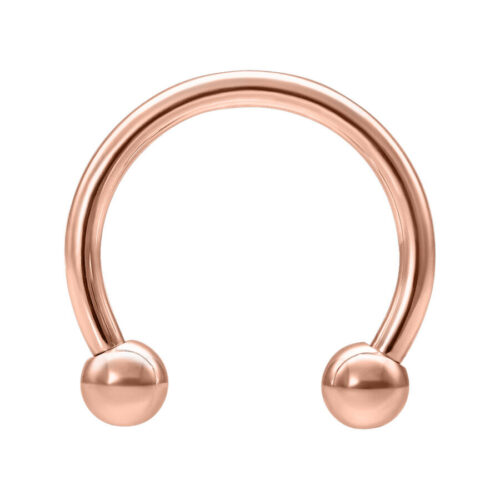 Roségoldener Circular Barbell aus Chirurgenstahl auf weißem Hintergrund