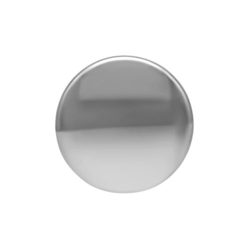 Runder silberner Titan Disc auf weißem Hintergrund