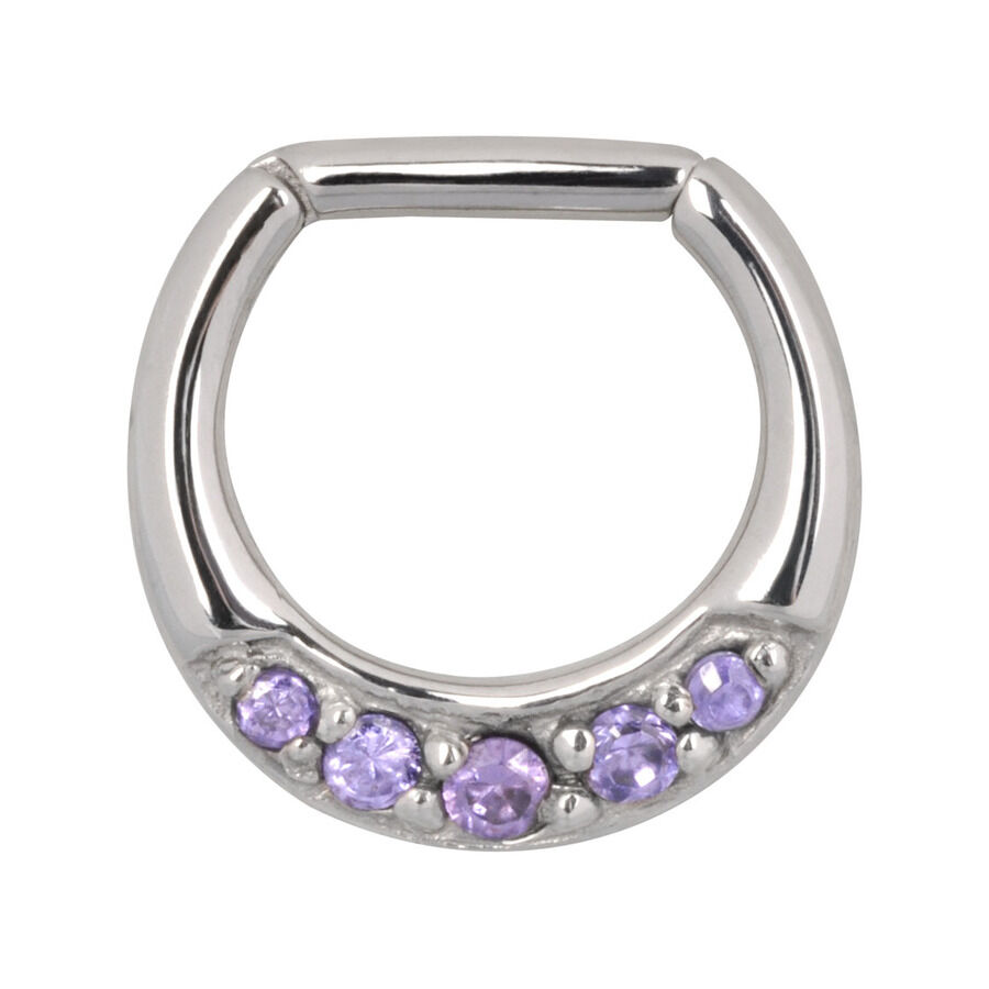 Silbernes Septum Clicker mit Amethyst Kristallen Silberner Septum Clicker mit lila Amethyst Kristallen auf weißem Hintergrund