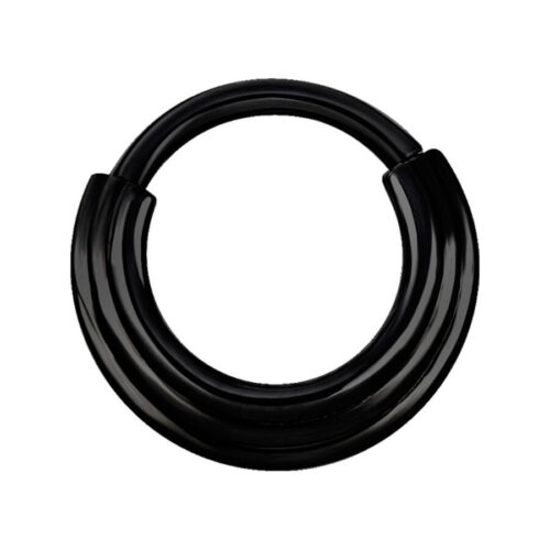 Schwarzer Metall Septum Clicker, 8mm Innendurchmesser, auf weißem Hintergrund