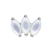 Silberner Lotus Aufsatz mit Amethyst und Mondstein auf weißem Hintergrund