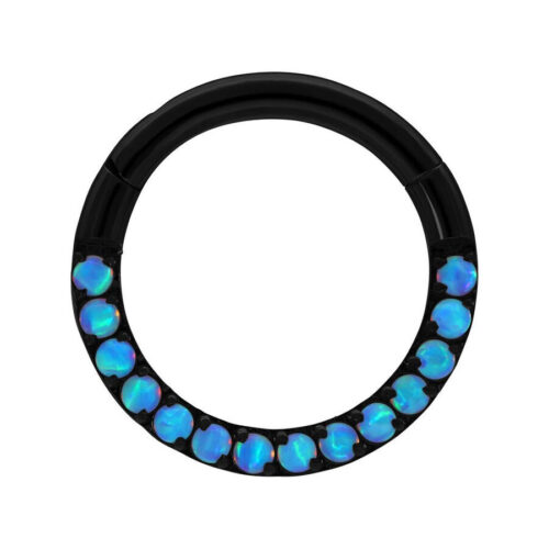 Runder schwarzer Titan Clicker mit hellblauen Opalsteinen auf weißem Hintergrund